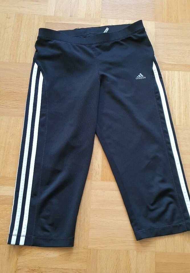 Adidas climalite Sporthose 3/4 Hose Gr. 152 Mädchen in Niedersachsen -  Goslar | eBay Kleinanzeigen ist jetzt Kleinanzeigen