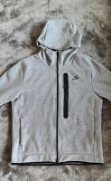 Nike Tech Fleece (2) Jacke Grau Hessen - Königstein im Taunus Vorschau