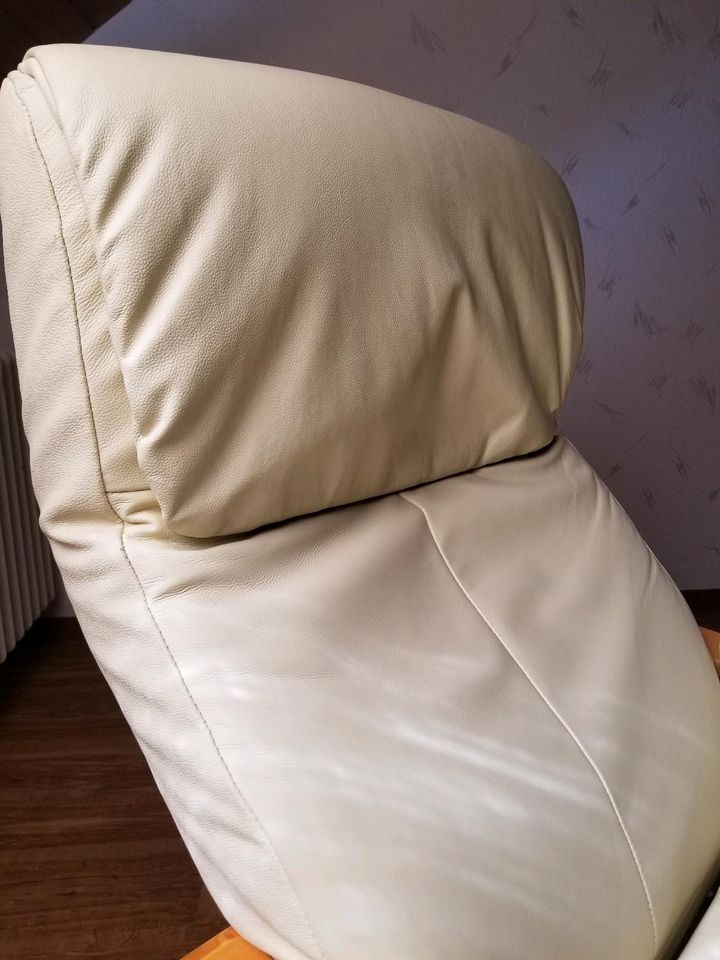 Stressless Sessel mit Fußhocker in Kelkheim