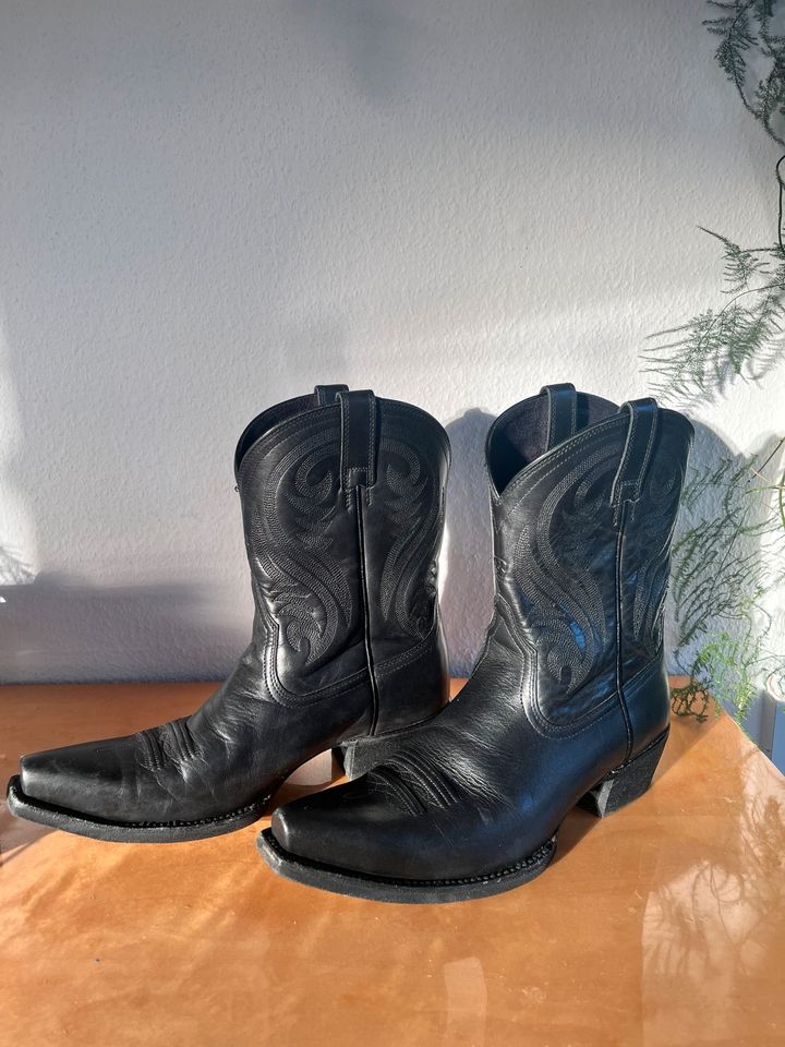 Ariat Stiefel, Cowboy boots in Berlin
