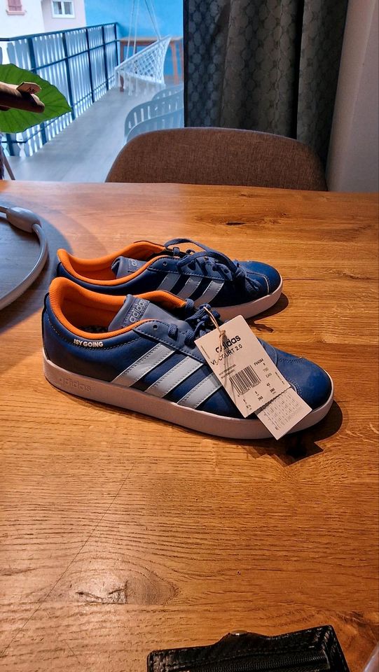 Adidas Schuhe Größe 42 neu mit Etikett in Rust