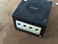 Gamecube Konsole mit Kabel, Adapter und vier Controllern Lindenthal - Köln Sülz Vorschau