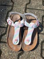 Mädchen Sandalen/ Zehentrenner Gr 39 Nordrhein-Westfalen - Niederzier Vorschau