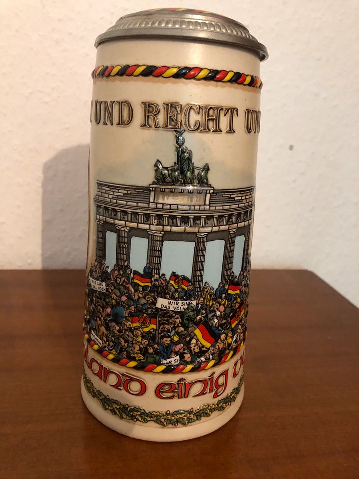 Bierkrug Tag der Deutschen Einheit mit Zinndeckel in Kassel