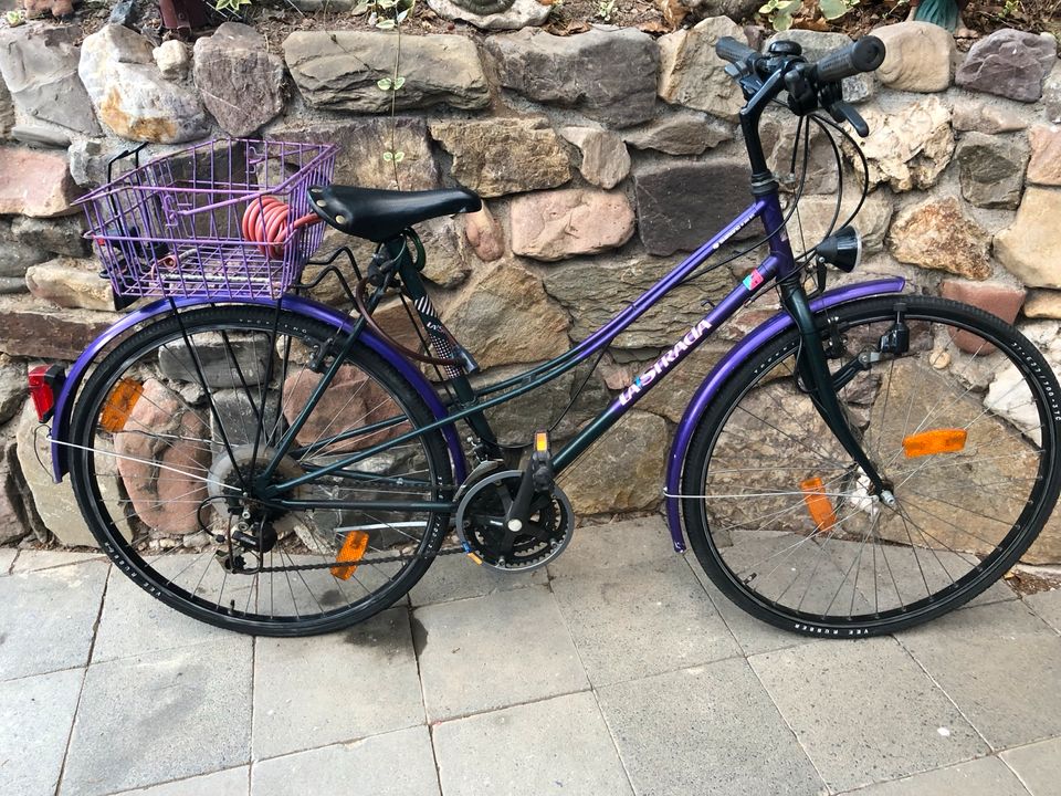 Trekking bike, Damenfahrrad La Strada 28 Zoll vintage Look in Bad Hönningen