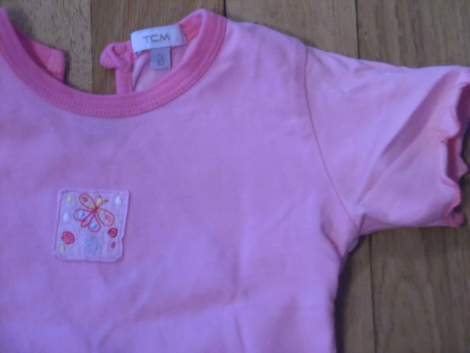 6 schöne Mädchen T-Shirt,s Gr.74 Super Zustand in Saarbrücken