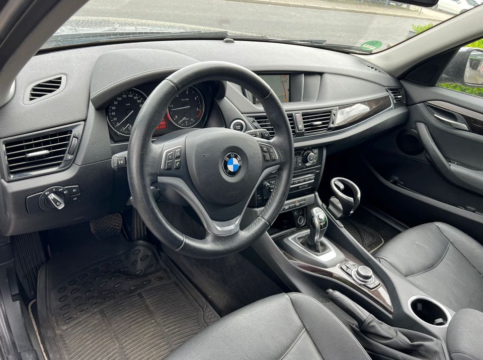 BMW X1 SDrive 18d automatic Leder navi.. in Marl