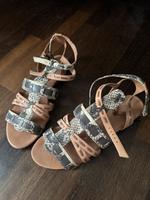 Sandalen von GUESS, 40 Bayern - Würzburg Vorschau
