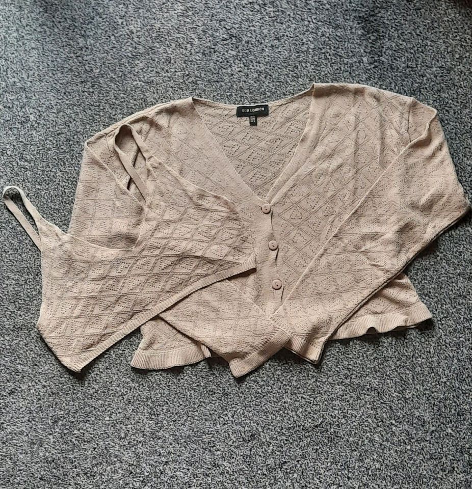 Set Cardigan und Top mit Herzmuster in Jena