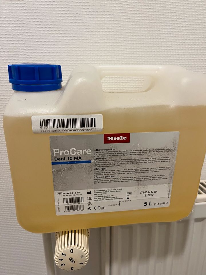 Reinigungsmittel pro Care 10 MA von Miele in Laatzen