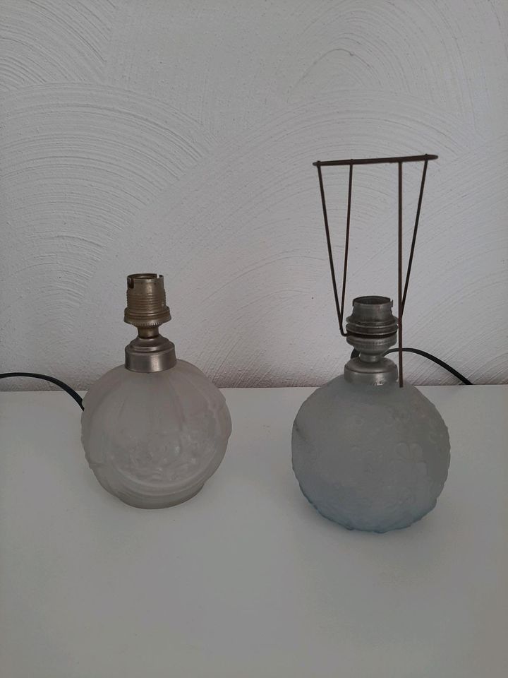 Antike Glastischlampen Tischlampe in Riegelsberg