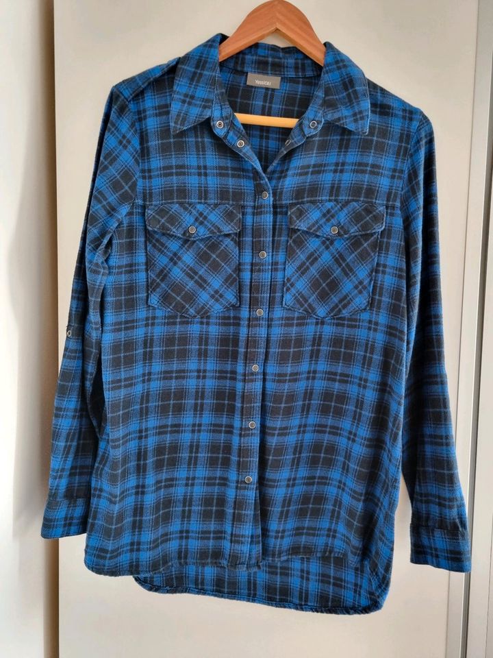 Bluse Hemd Damen schwarz blau kariert C&A Größe 38 in Thüringen -  Zeulenroda | eBay Kleinanzeigen ist jetzt Kleinanzeigen