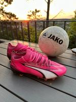Fußballschuhe Puma pink 42 Wuppertal - Barmen Vorschau