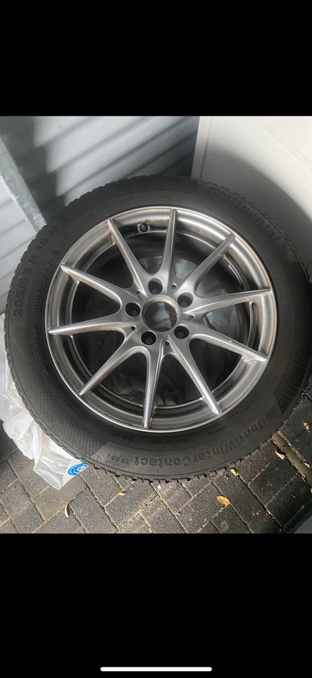 Winterreifen 205/55 R16 Continental in Oststeinbek