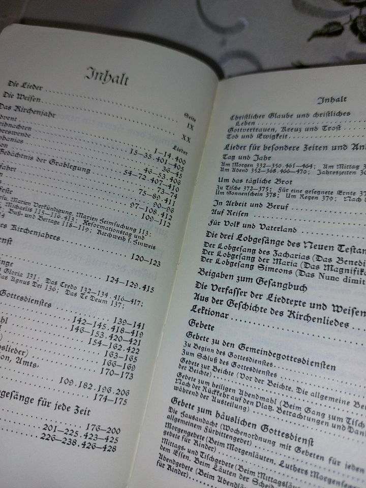 alte Bücher - Gesangsbuch, Bibel, Kirche in Grünhain-Beierfeld 