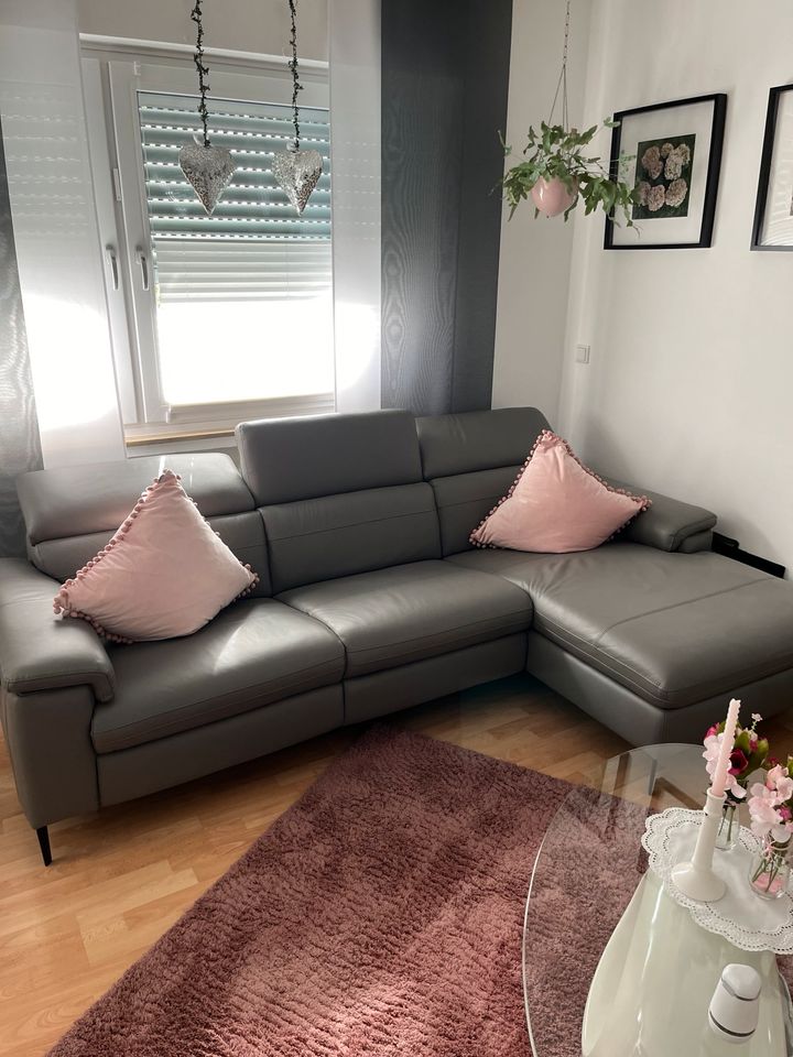 ♥️Graue ledergarnitur/sofa ❤️ in Krefeld