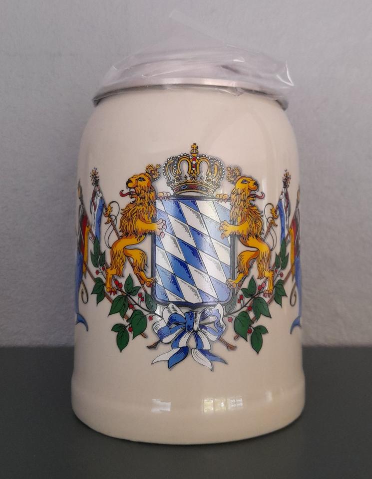 NEU Bierkrug Steinkrug Bayern Krug Humpen m. Deckel NP 49,99 € in Uelzen