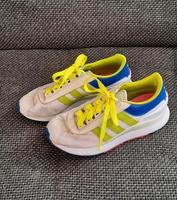 ❤️ adidas Sneaker Gr. 37 1/3 weiß mit neongrün und blau ❤️ Sachsen-Anhalt - Dessau-Roßlau Vorschau