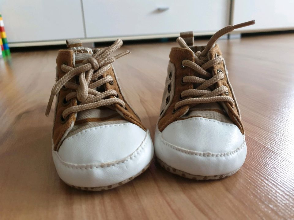 NEU Babyschuhe in Ditzingen