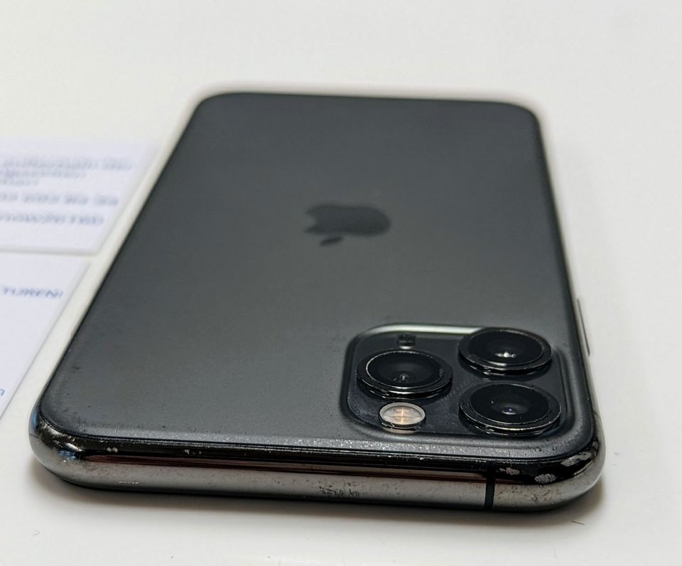 Apple iPhone 11 Pro 256GB -space grey- Refurbished vom Händler in Bad Zwischenahn