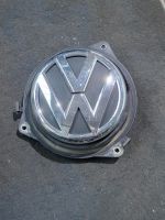 VW Polo 6R Griff Heckklappe mit Emblem Betätigung 6R6827469 Nordrhein-Westfalen - Altenbeken Vorschau