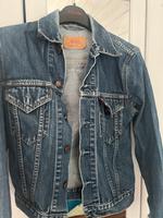 Jacke Jeans Levi's S wenig getragen. Bayern - Eching (Kr Freising) Vorschau