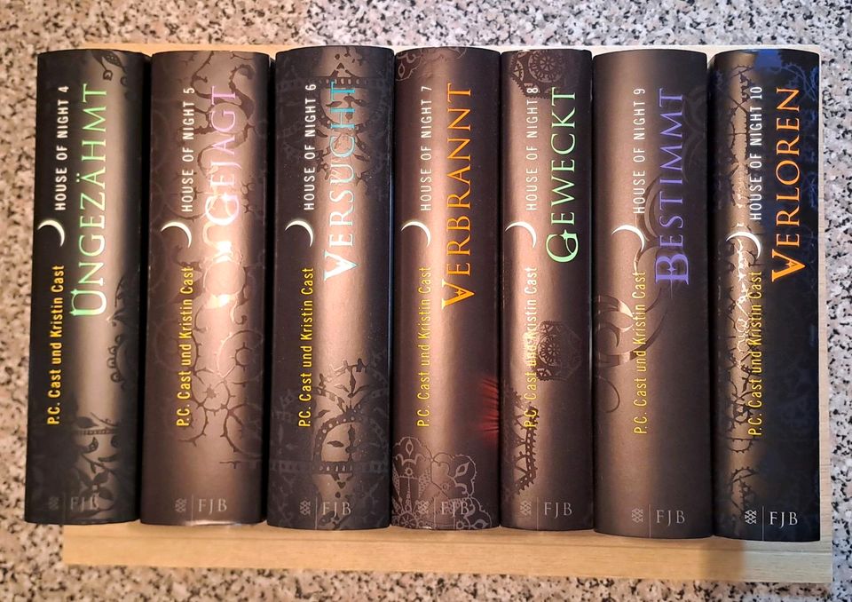 Buchreihe HOUSE OF NIGHT - PC. Cast und Kristin Cast in Porta Westfalica