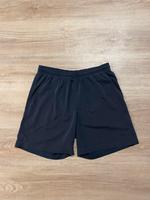 Adidas kurze Hose Sporthose dunkelblau Größe S mit Taschen Bayern - Wertingen Vorschau