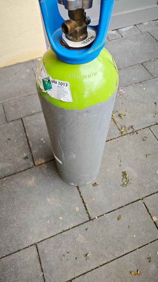 Gasflasche Kohlendioxid CO2 Kohlensäure 10kg Eigentum Flasche TÜV in Bad Staffelstein