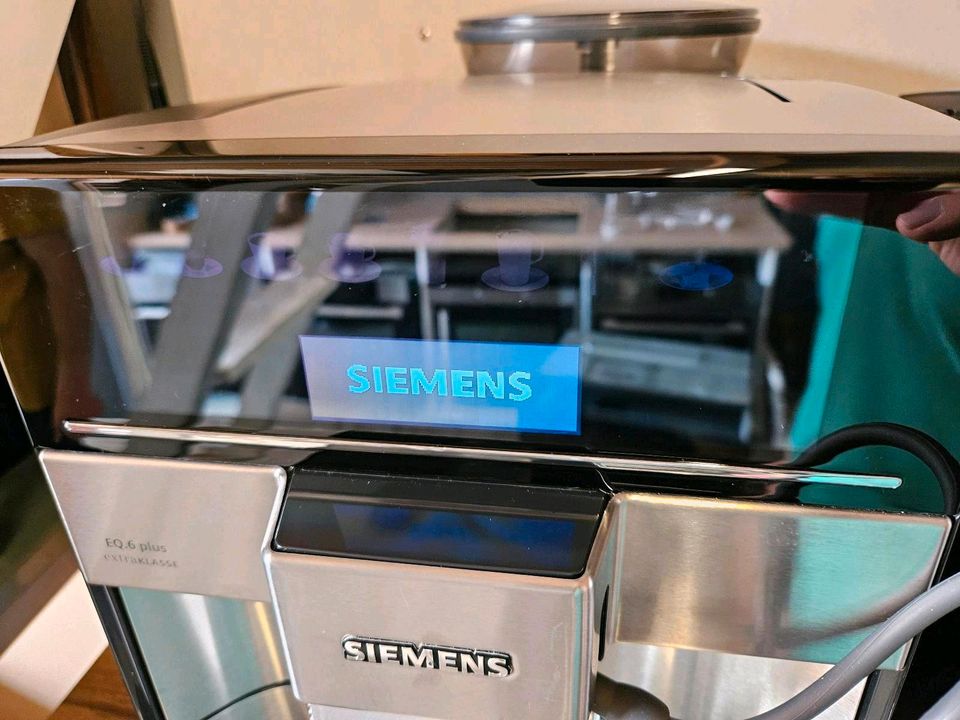 Siemens kaffeevollautomat eq6 plus extraklasse GARANTIE Küche in Gelsenkirchen