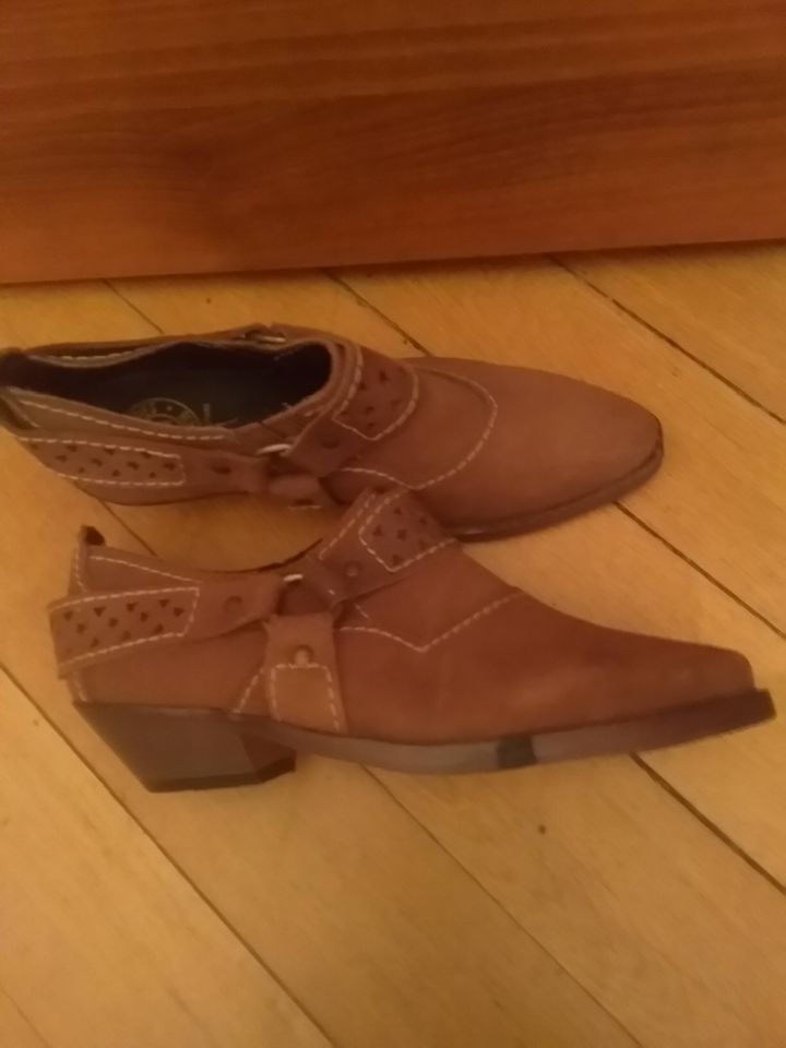 Schuhe braun,Spain,Cowboyschuhe Gr.37, nie getragen in Berlin