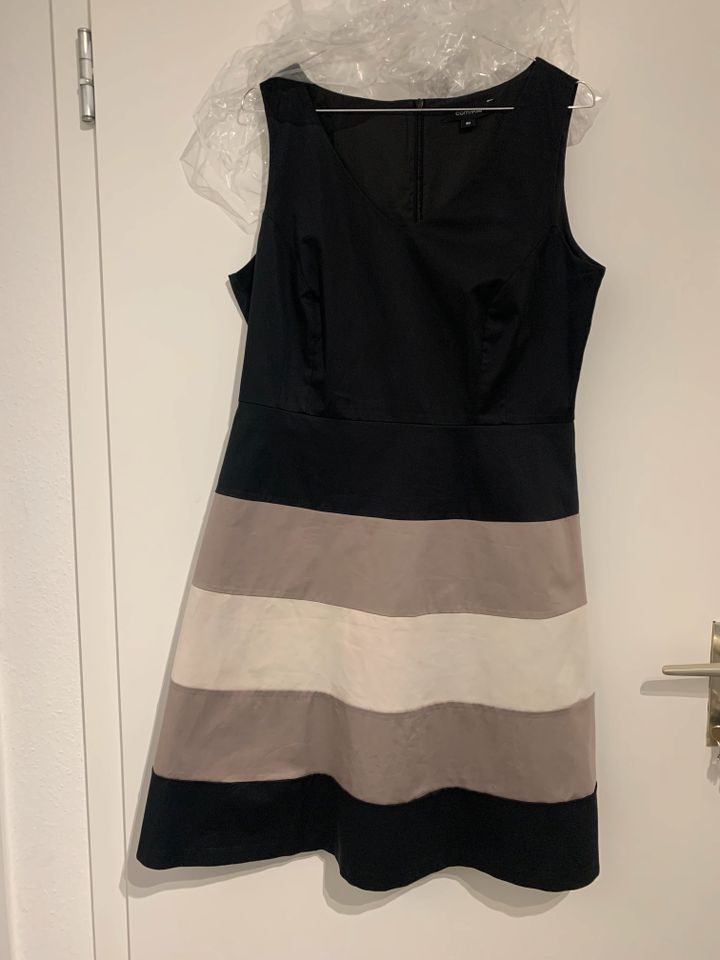 Hochwertiges Kleid von Comma (schwarz und braun/beige gestreift) in Bad Kissingen