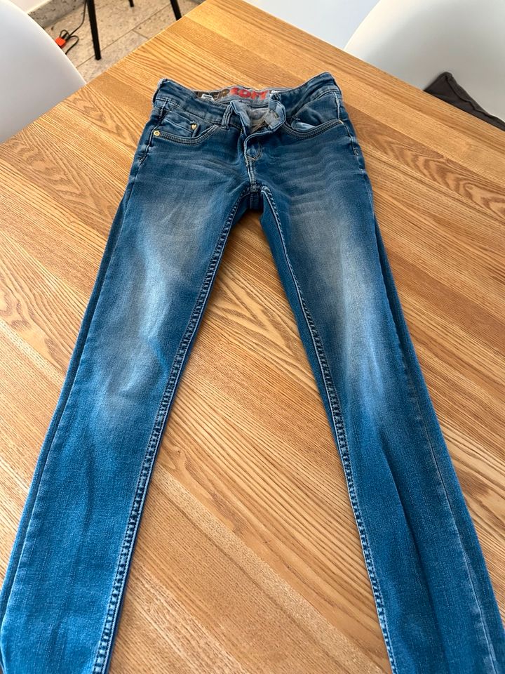 Vingino Jeans Gr. 152 Skinny in Breckerfeld