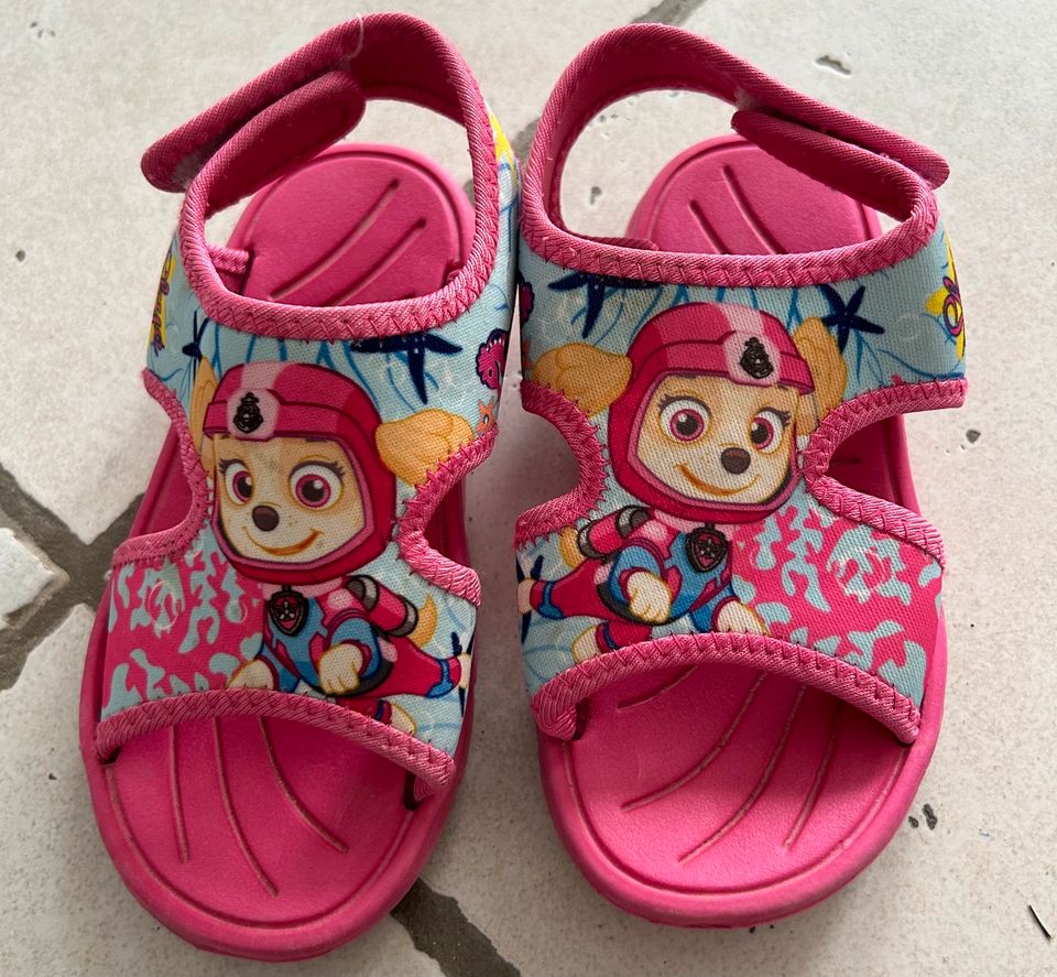 Nickelodeon Paw Patrol Skye Sandalen Gr. 28 in Roßdorf