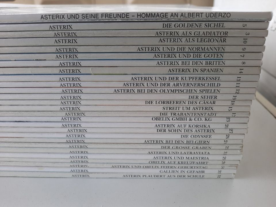 ASTERIX, Hardcover französisch, Mundart, Hardcover und Softcover in Erlangen