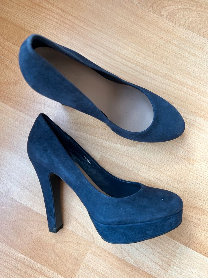 Esprit Pumps High Heels Velvet Samt Nachtblau Navy dunkelblau 38 in Berlin  - Schöneberg | eBay Kleinanzeigen ist jetzt Kleinanzeigen