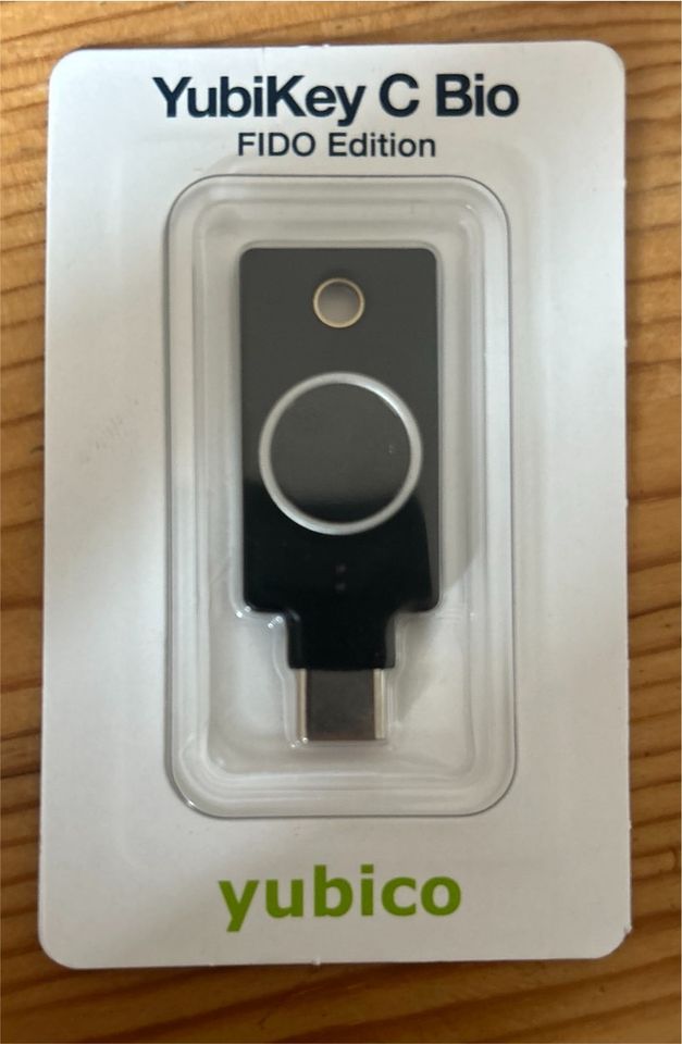 YubiKey C Bio FIDO Edition *NEU* in Berlin