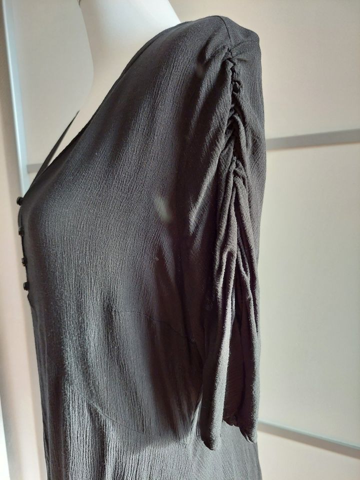 Schöne schwarze Bluse von S. Oliver ❤️ Größe ca. 46 in Pfungstadt