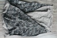 Loop in grau mit Camouflage Muster - nicht getragen Nordrhein-Westfalen - Lemgo Vorschau