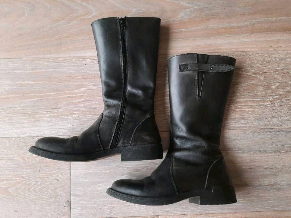 Stiefel Italy eventi Gr. 37 LEDER vero cuoio schwarz in Blaubeuren