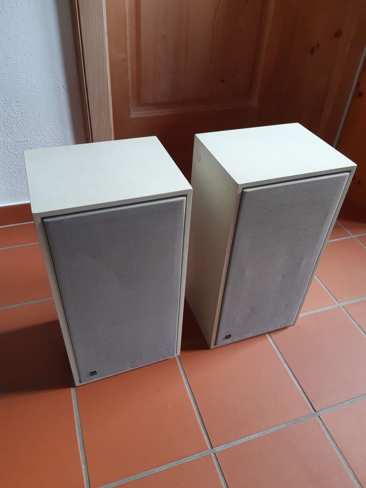 3-Wege-Lautsprecherboxen von Dual in Holzkirchen