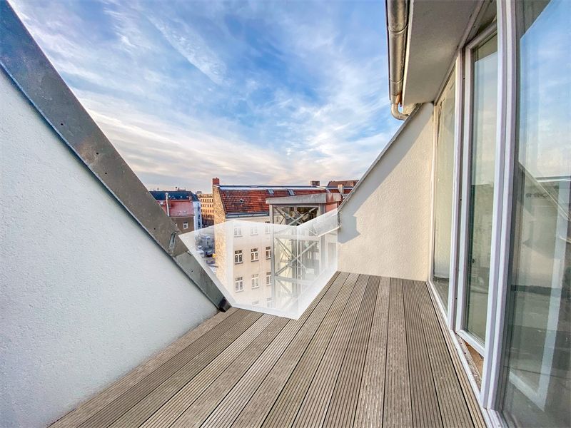 EXKLUSIVE & MODERNE DACHGESCHOSSWOHNUNG ALS NEUBAU MIT WEITBLICK - 1000 METER BIS PRENZLAUER BERG in Berlin