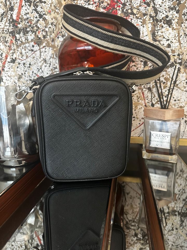 Prada Black Shoulder Bag With Embossed Logo in Berlin