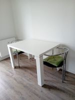 Tisch mit zwei Stühlen un Sitzkissen Hessen - Kassel Vorschau