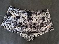 PUMA Schwimmshorts Damen M schwarz weiß gemustert Rheinland-Pfalz - Bernkastel-Kues Vorschau