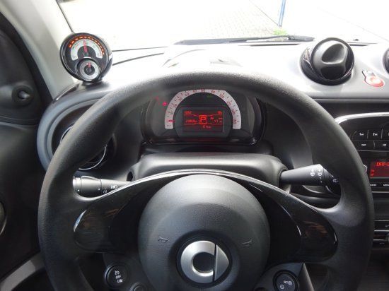 Smart ForTwo electric drive EQ Schnelllader 22kw DAB S in Heilbronn