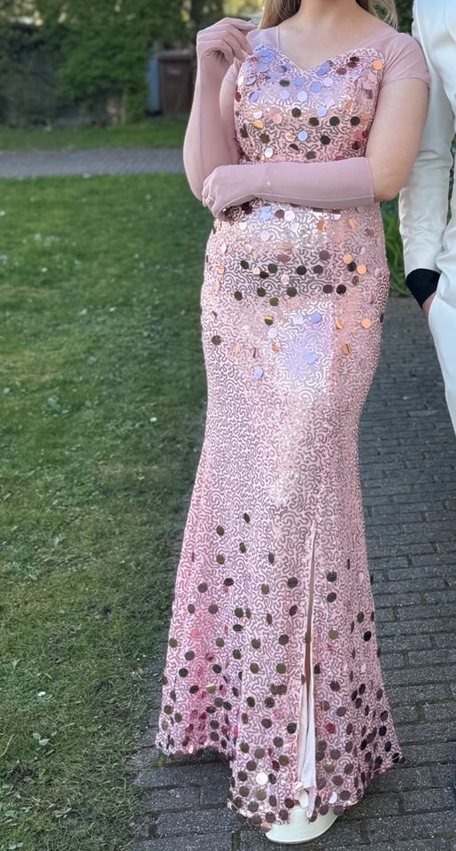 Abendkleid in München