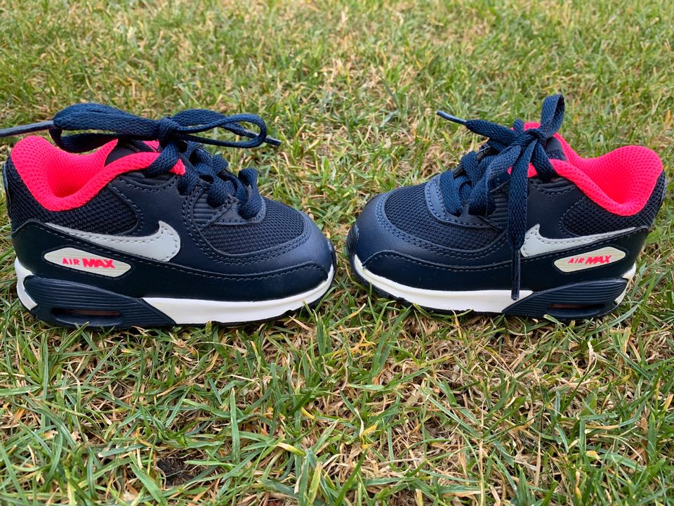 Schuhe Nike Air Max Gr. 19,5 in Ober-Ramstadt