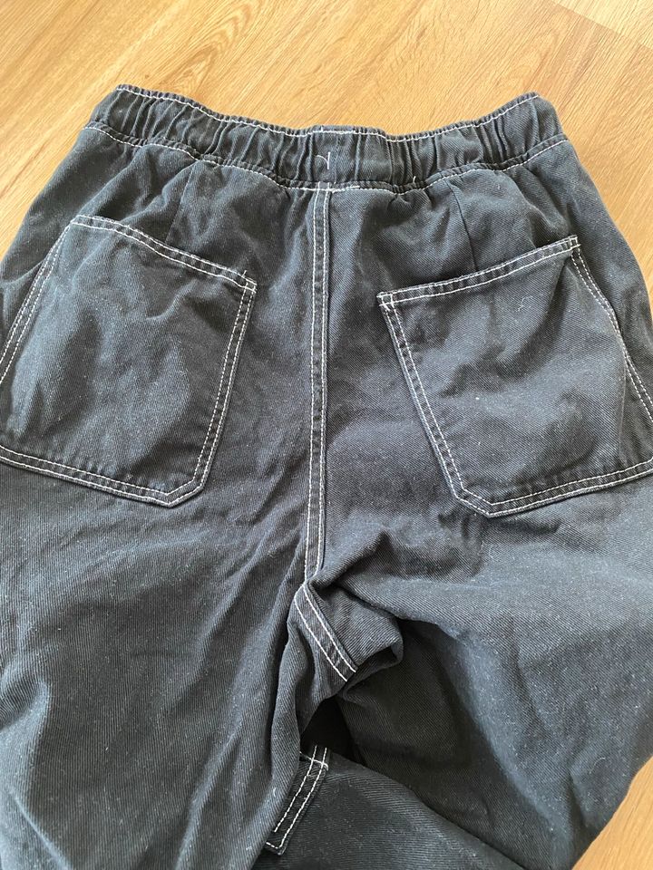 H&M Loose Fit Jeans Gr 170 Baggy Pull On schwarz - wie neu in Otzberg