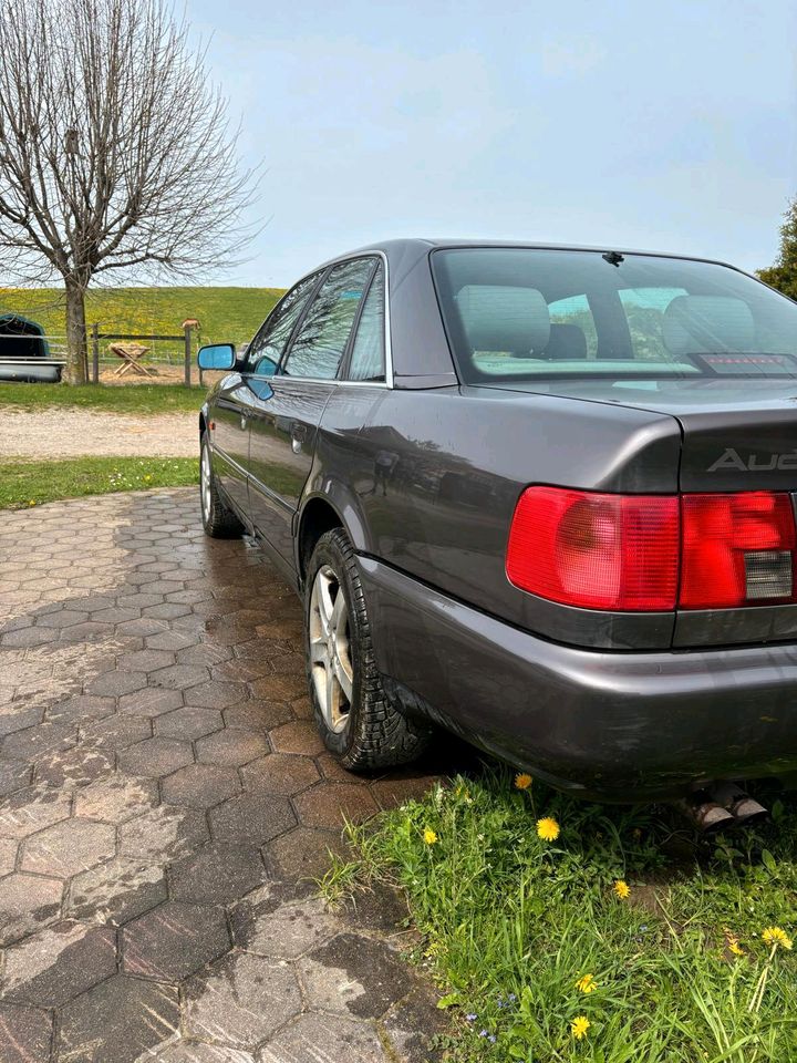 Audi A6 C4 2,6 Quattro in Seeg